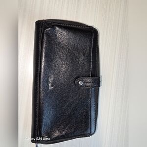 THE SAK IRIS Zip Around Wallet Wristlet Crossbody Leather Black Purse NO Straps